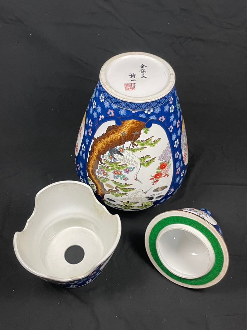 有田焼 金龍堂 博山作 特大沈香壺 落款付 花鳥図 獅子 雉 唐草紋飾り壺 飾壷