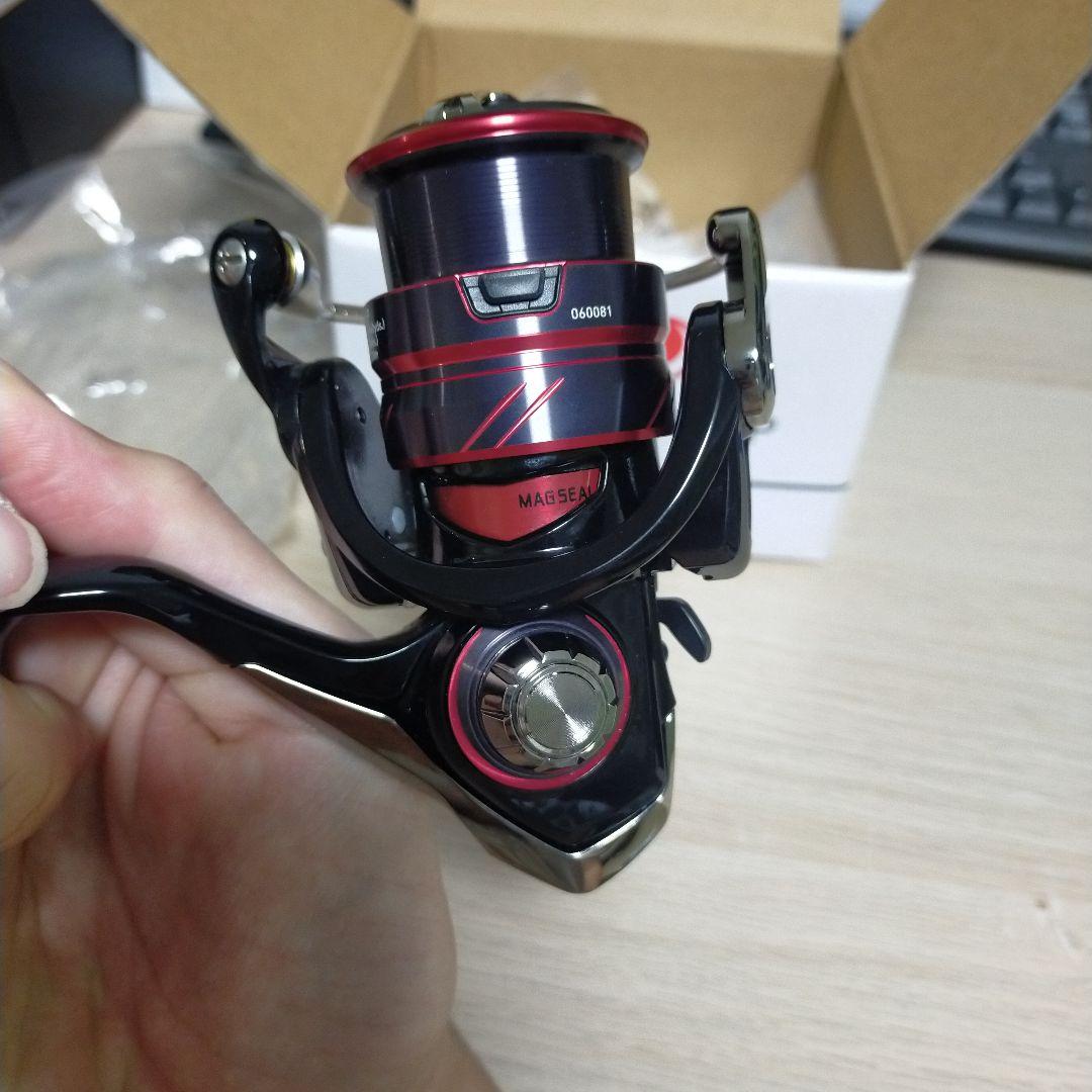 桐*輝様 ダイワ18月下美人MX2000s-p