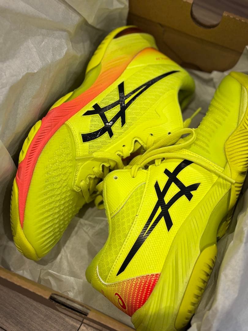 ASICS バレーボールシューズ