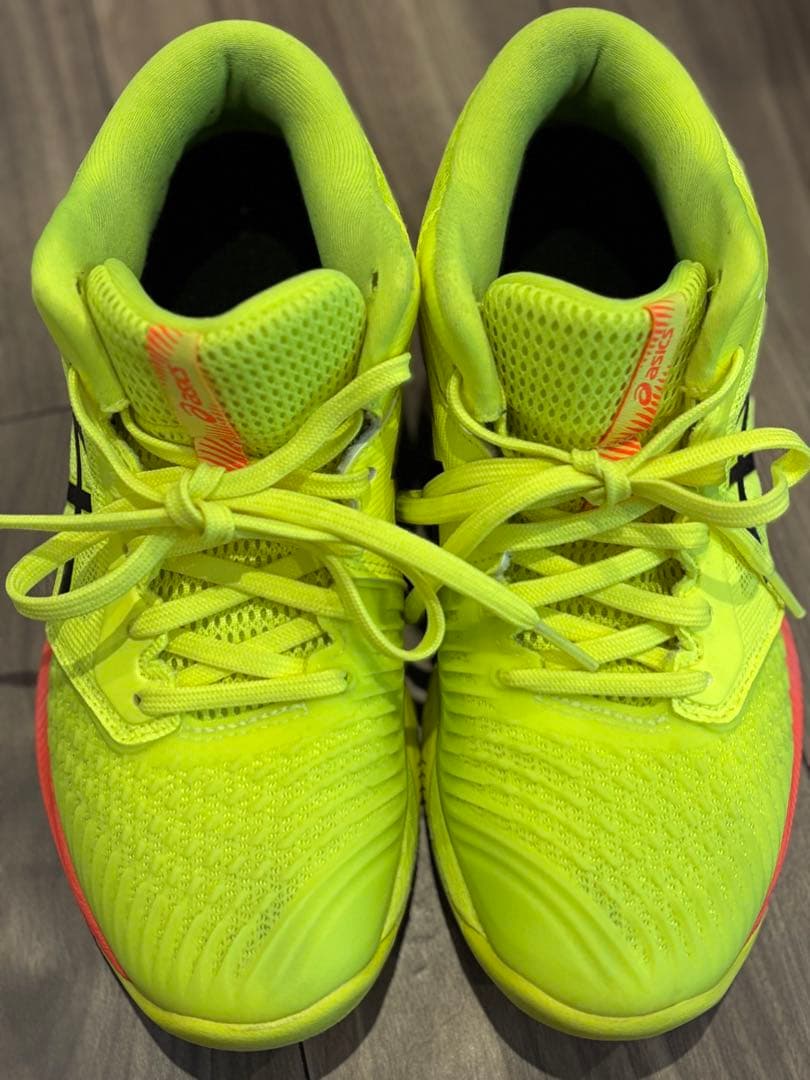 ASICS バレーボールシューズ