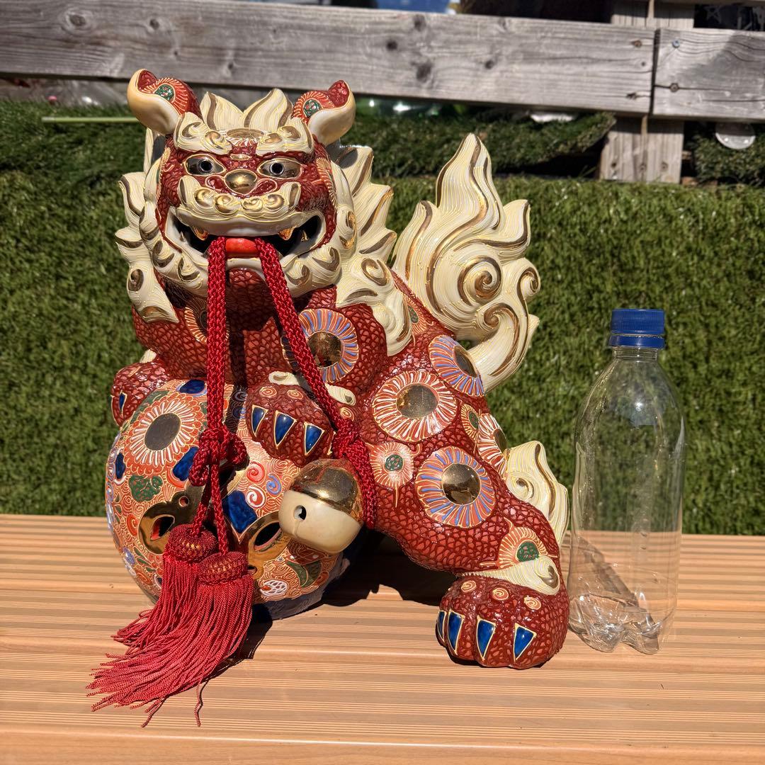 陶器製 獅子型置物 赤色　シーサ
