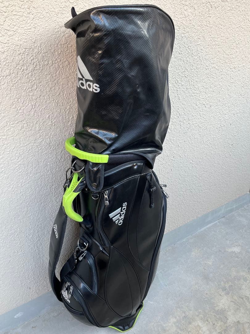 稀少品！アディダス adidas キャディバッグ 軽量　2016年　AWS29