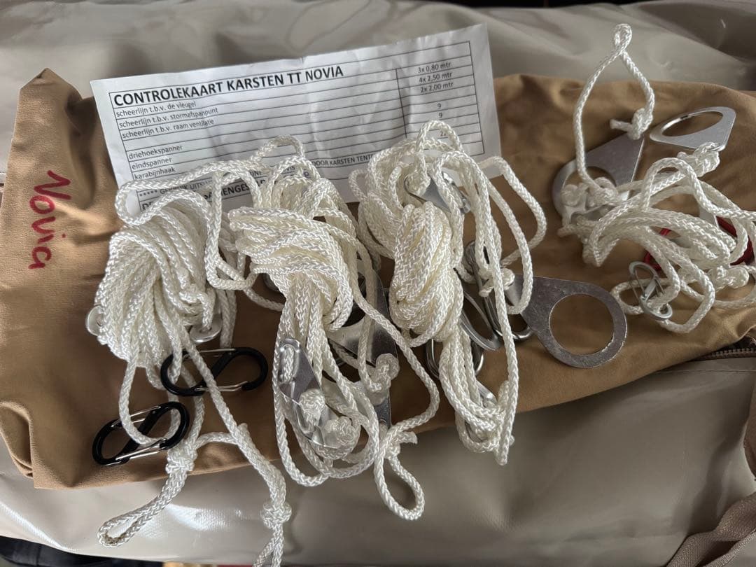 レア　karsten novia 試し張りのみ。