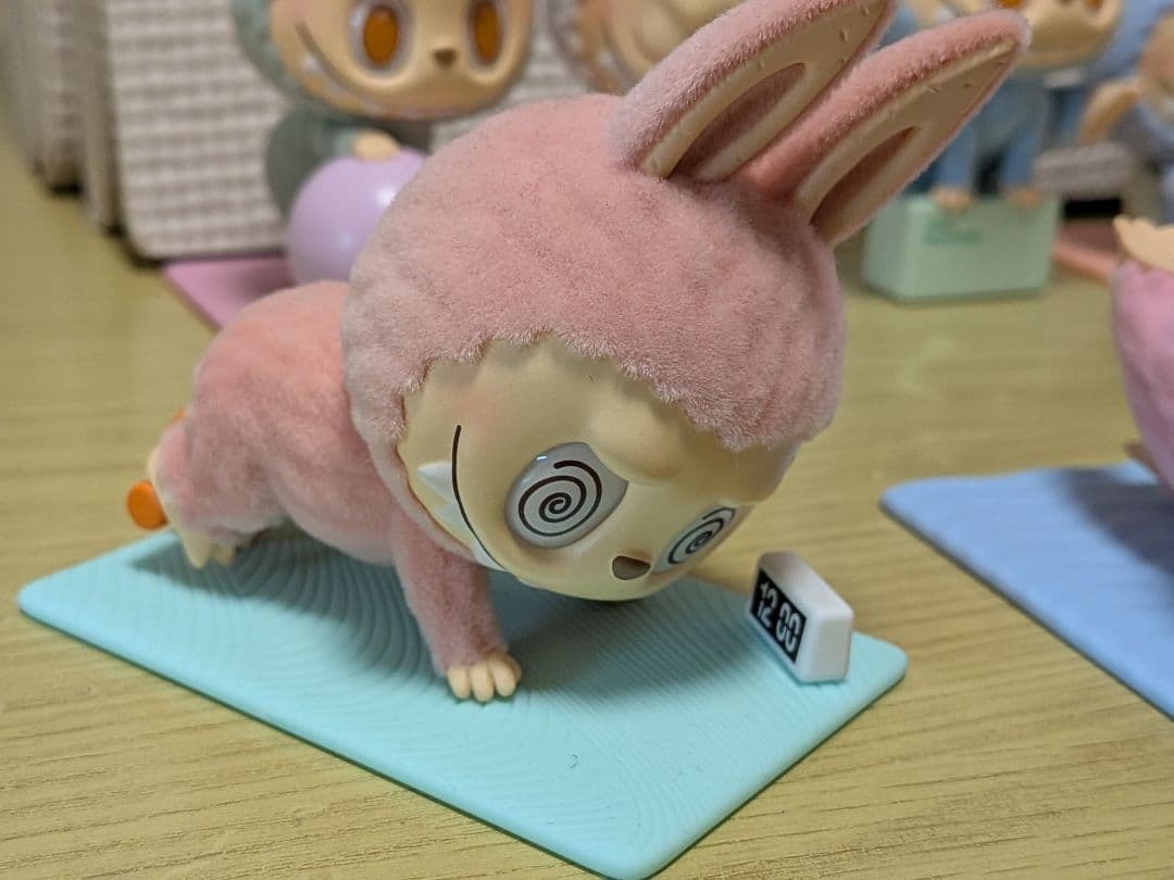【10点セット】THE MONSTERS －LAZY YOGA－Labubu