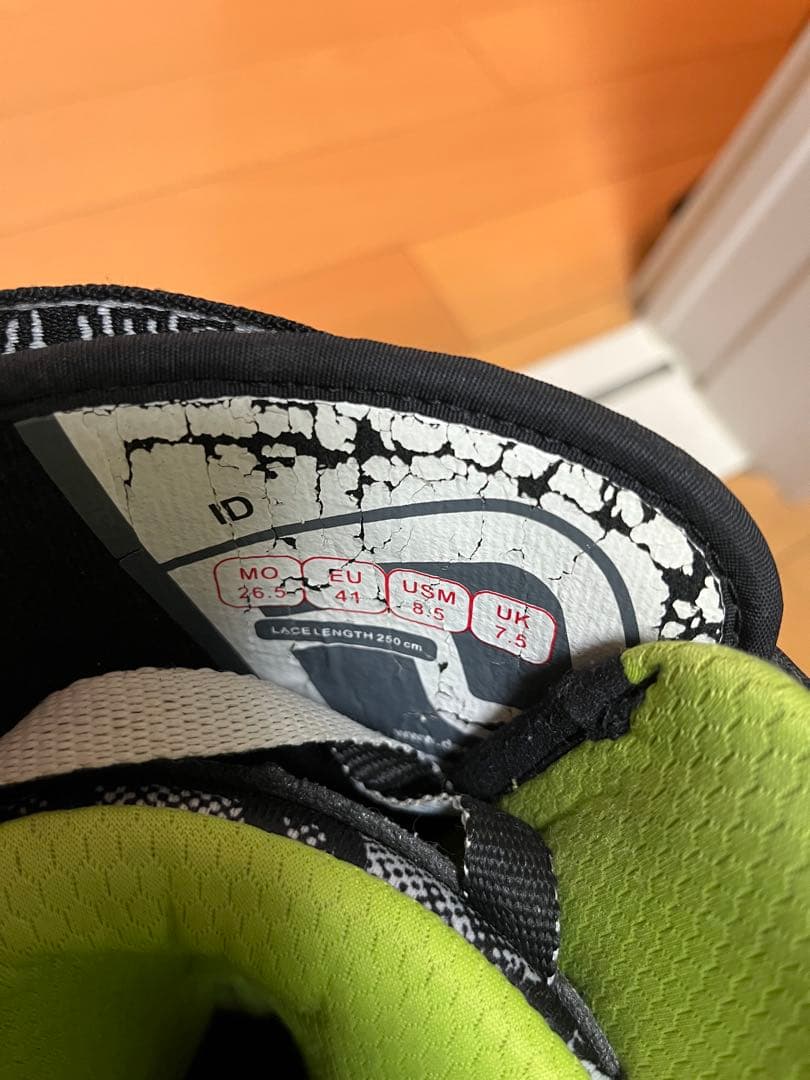 スノーボードブーツ 黒/緑