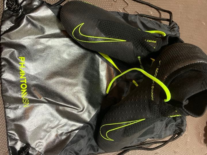 NIKE サッカースパイク ファントム ビジョン 海外限定　25cm