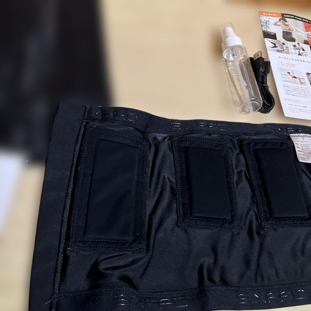 美品Sサイズ　シックスパット　パワースーツコアベルト、コントローラ付
