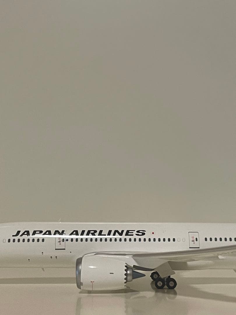 Phoenix JAL B787-8 JA825J 1/200【最終価格】