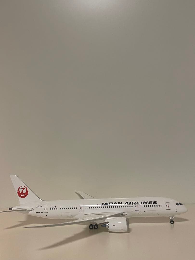 Phoenix JAL B787-8 JA825J 1/200【最終価格】