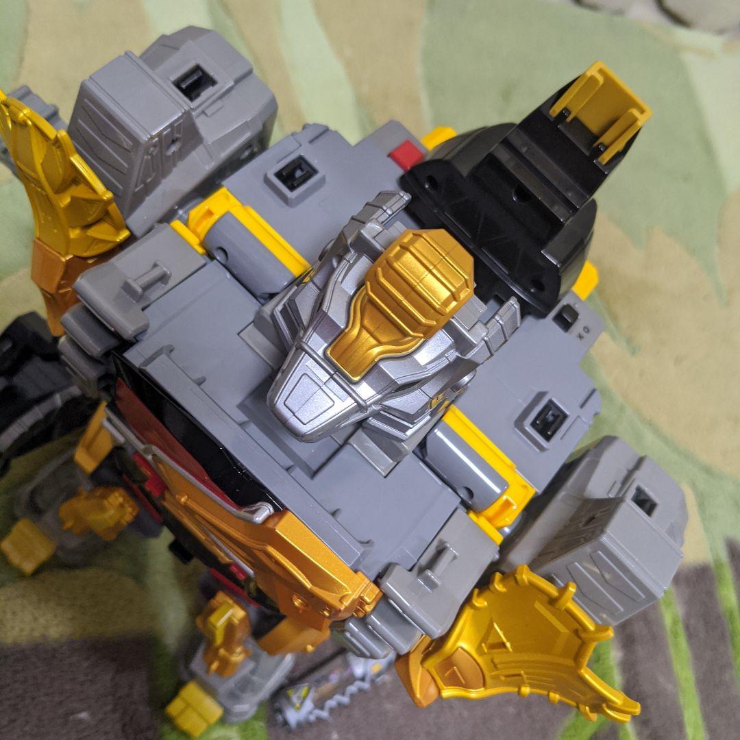 ギガントブラギオー　ブラギガス　獣電戦隊　キョウリュウジャー　ロボット　ロボ