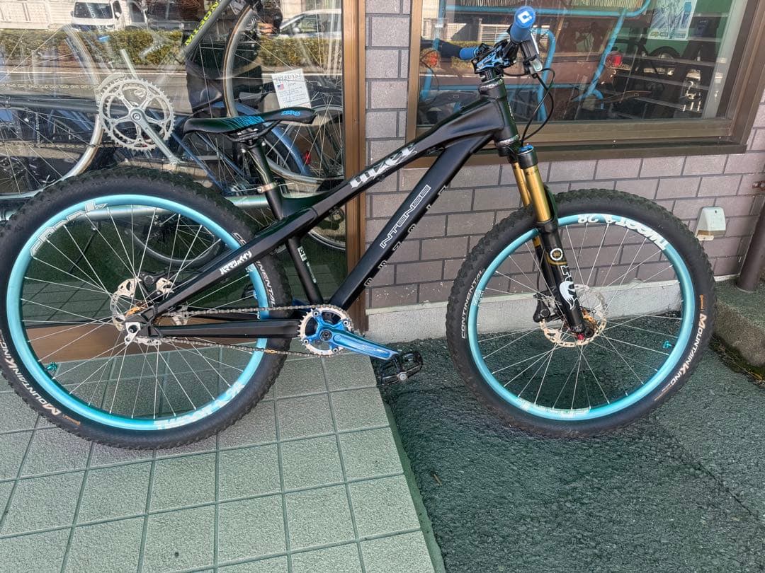 INTENSE TAZER HT ダートジャンプ　カスタム