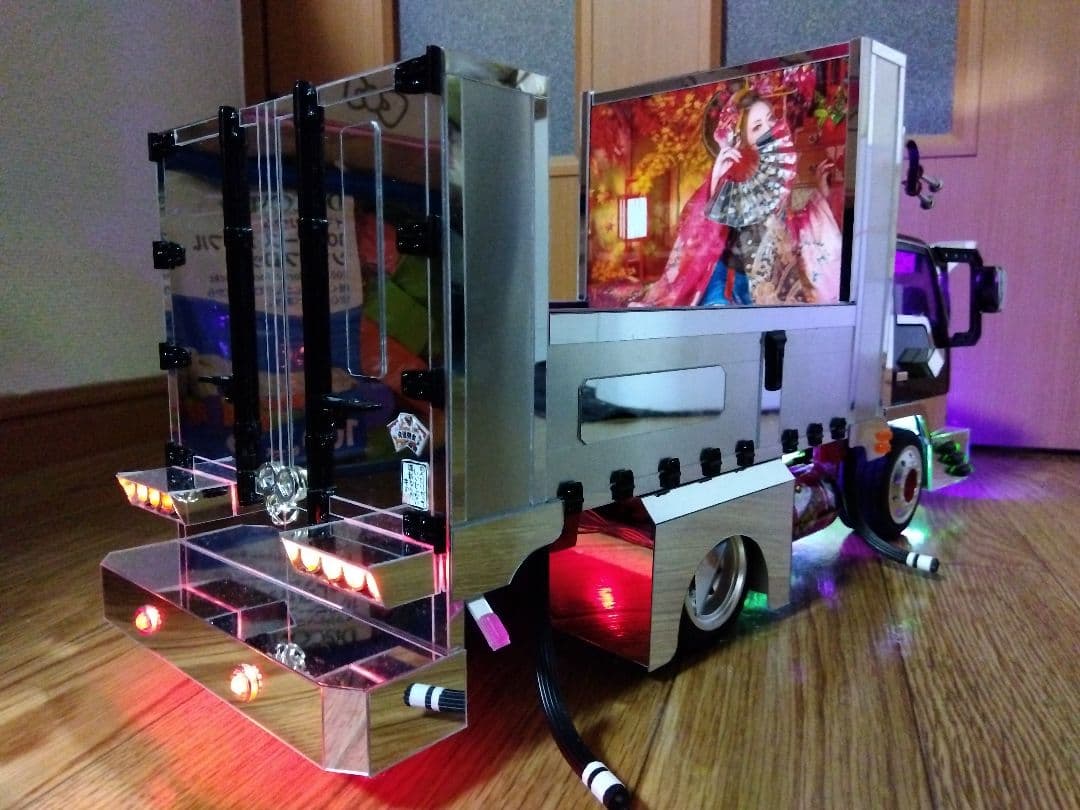 （梨くんさん専用）ムネトラ模型　カクキャンターデコトララジコン