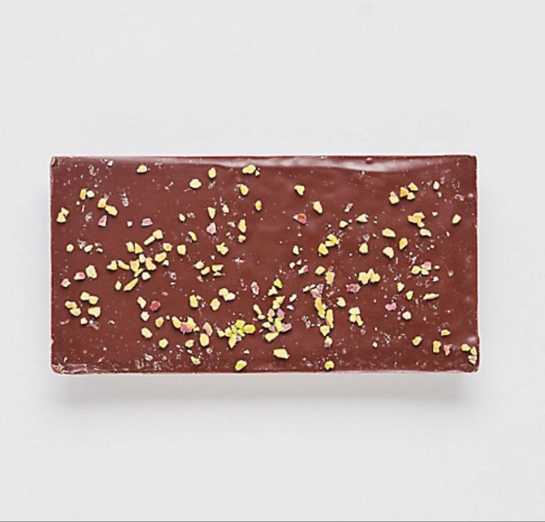 【24時間以内発送】【完売品】ベルナシオン タブレット ピスターシュ ノワール