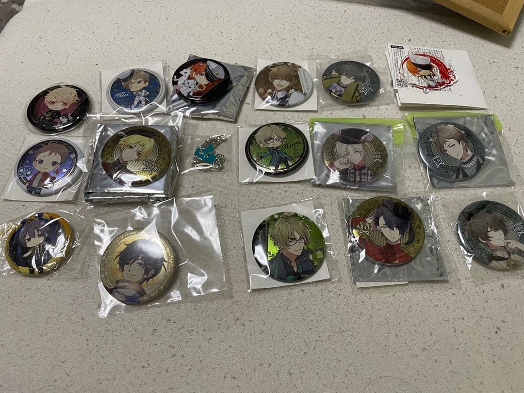 アニメキャラクター バッジセット 約30個