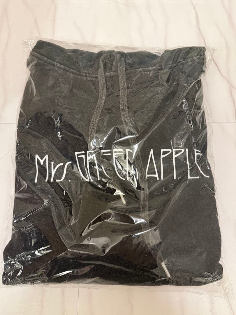 BABELnoTOH フーディ　Lサイズ