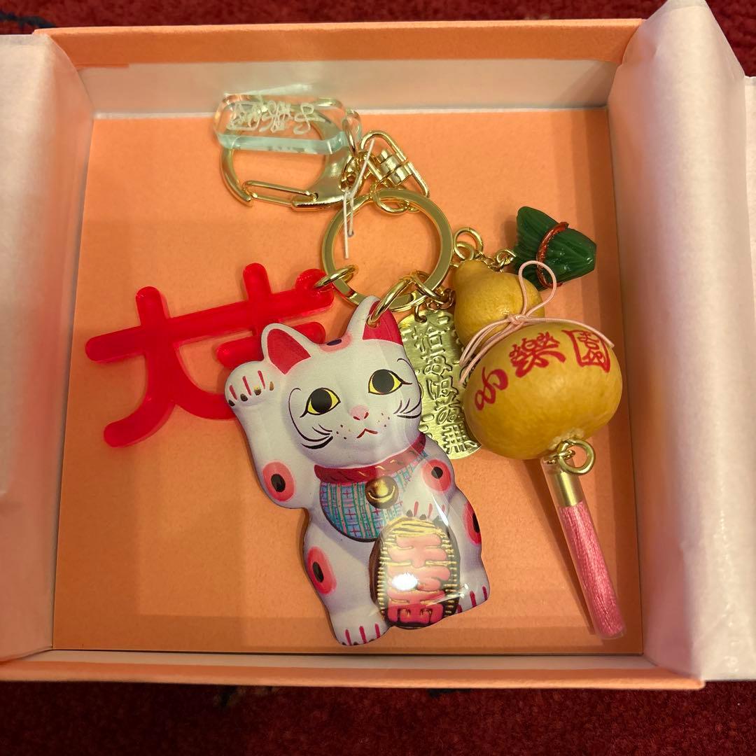 完売品　小楽園　招き猫 アクリルキーホルダー