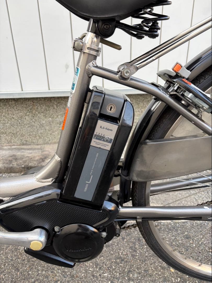 電動アシスト自転車 シルバー バスケット付き