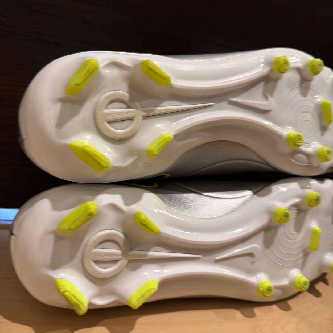 Nike Tiempo Legend 10 Club サッカースパイク　29cm