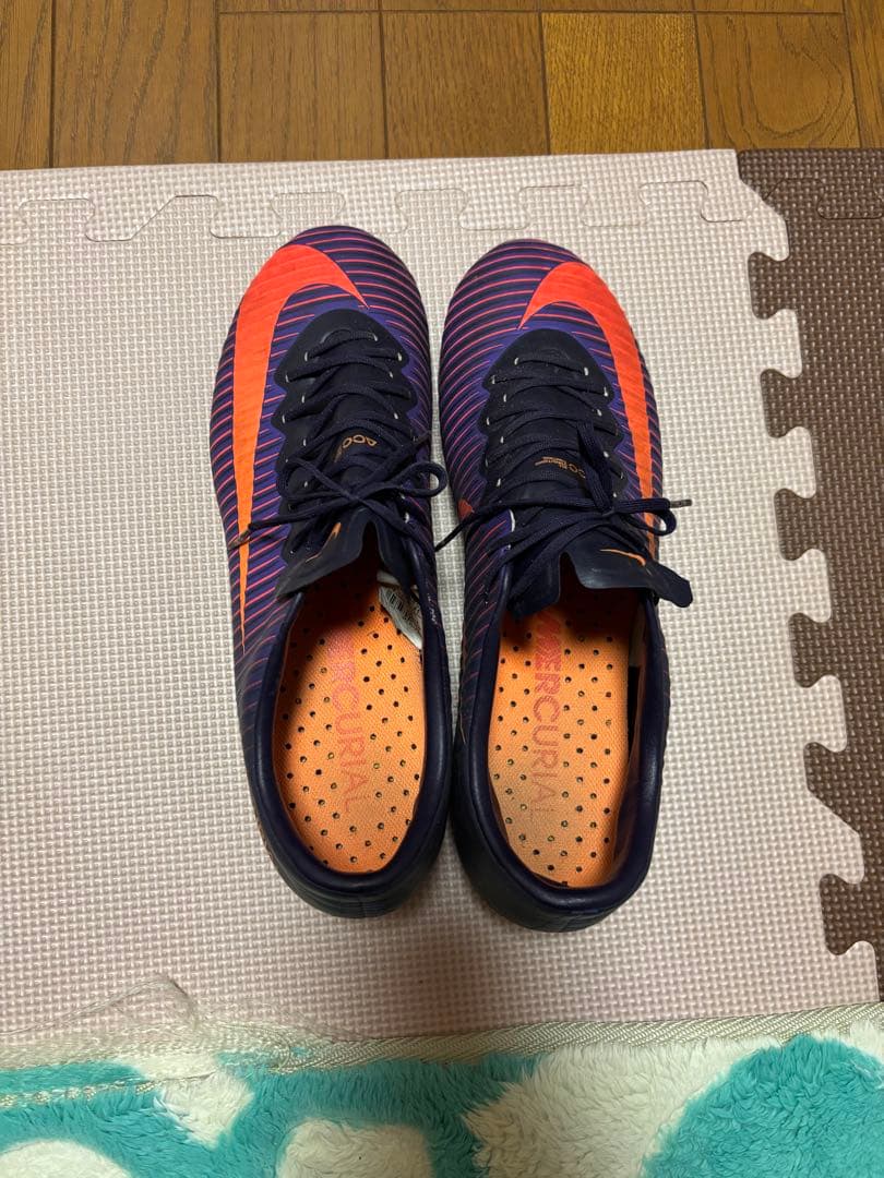 Nike Mercurial ナイキ　マーキュリアルヴェイパー