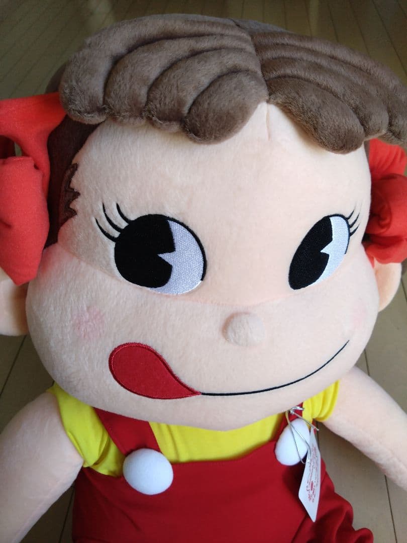 ペコちゃん ぬいぐるみ 大きめ ジャンボ 不二家 フジヤ シリアルナンバー付き