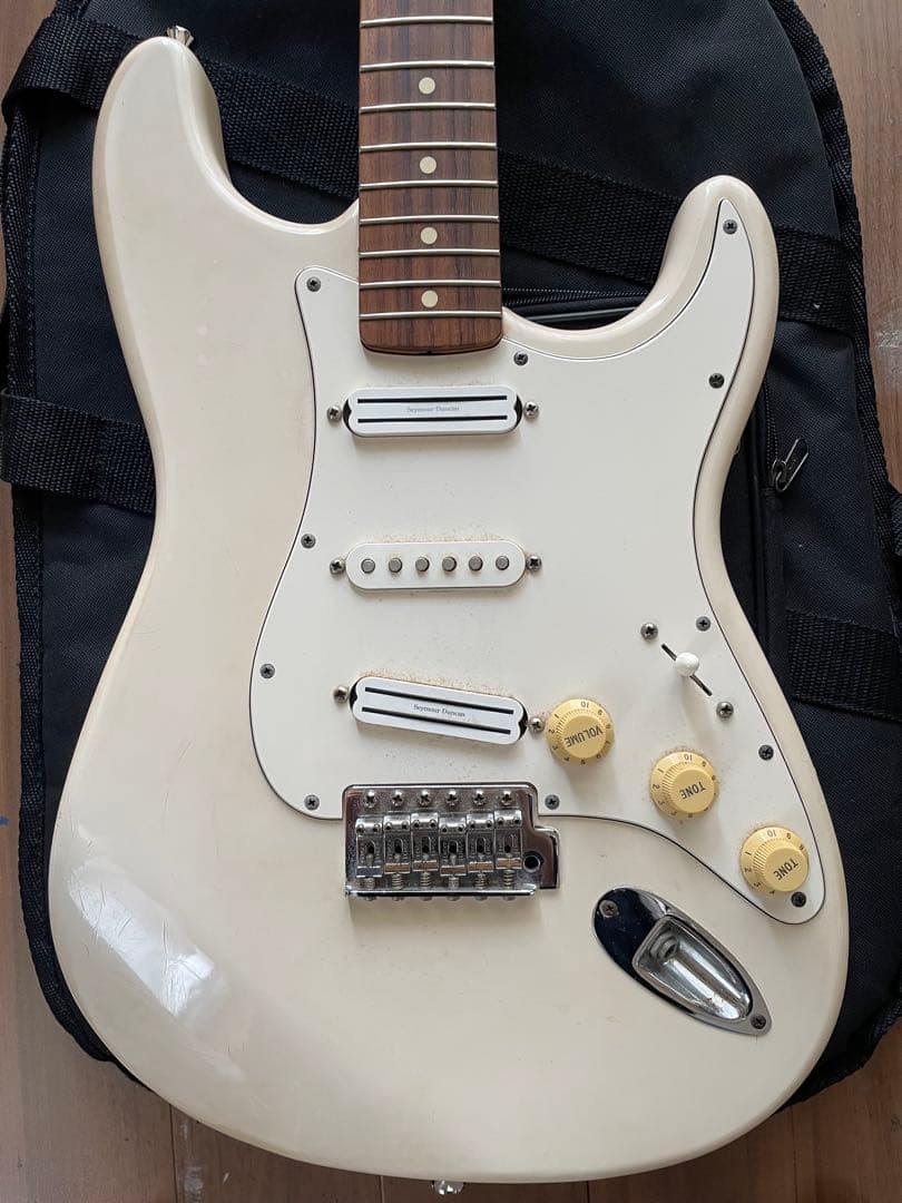 Fender Mex コンポーネント　オリンピックホワイト