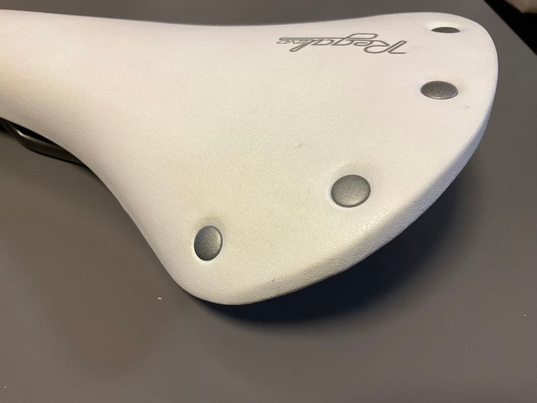 セラサンマルコ　リーガルEVOレーシングサドル　ホワイト