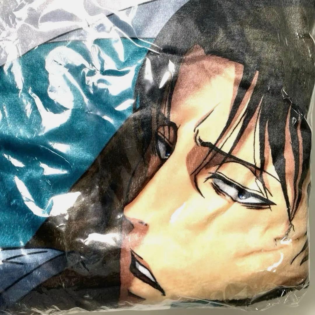 進撃の巨人 リヴァイ ブランケット　激レア　約60×90 リヴァイ お誕生日✨