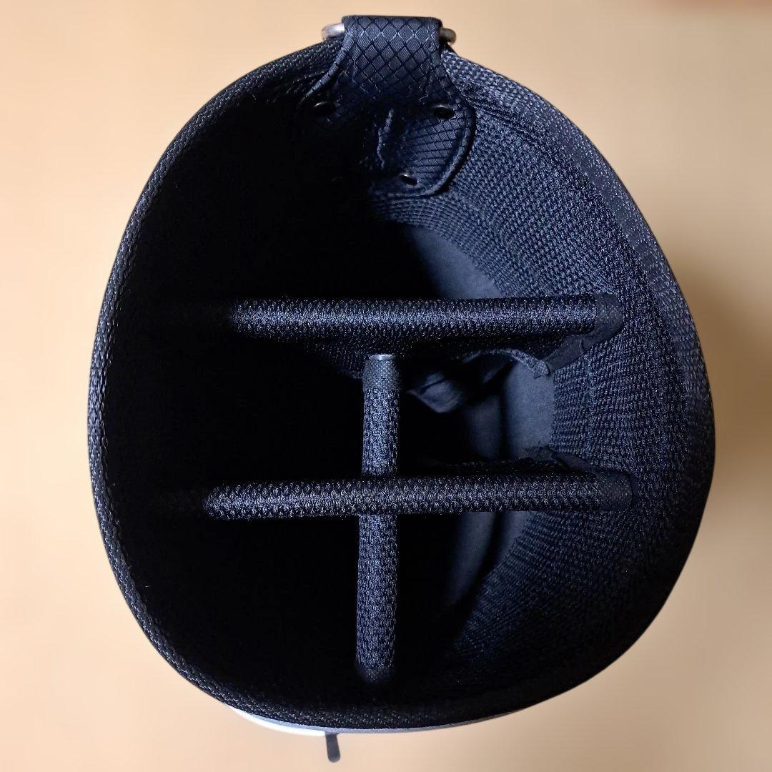 テーラーメイドRBZ ゴルフバッグ.フード付き。10インチ軽量モデル。