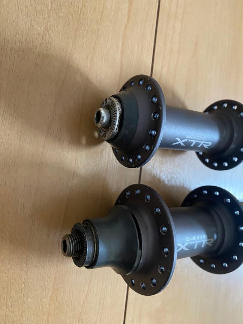 Shimano XTR ハブセット クイックレリース付き