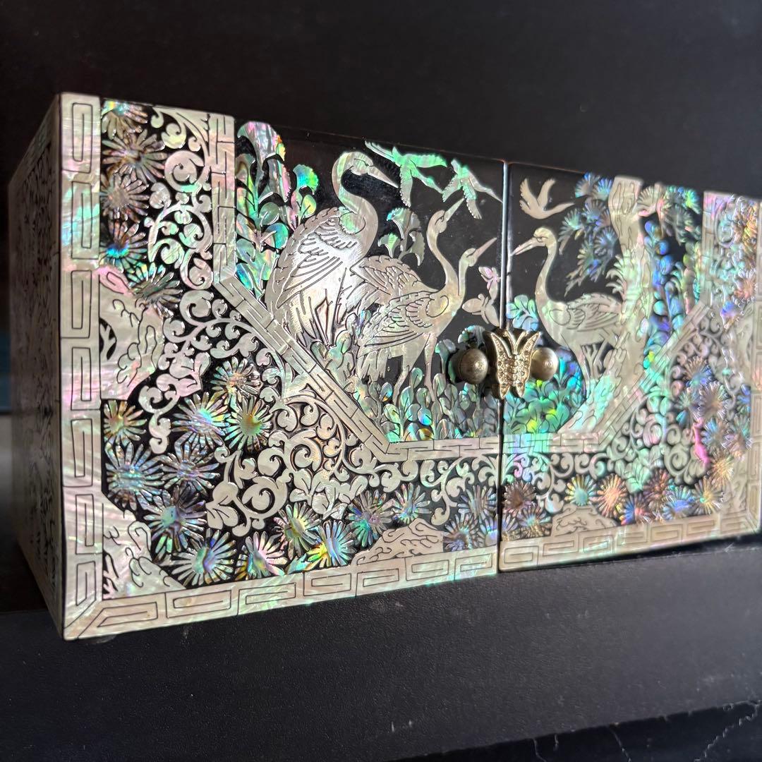 螺鈿細工　韓国工芸品　小物入れ