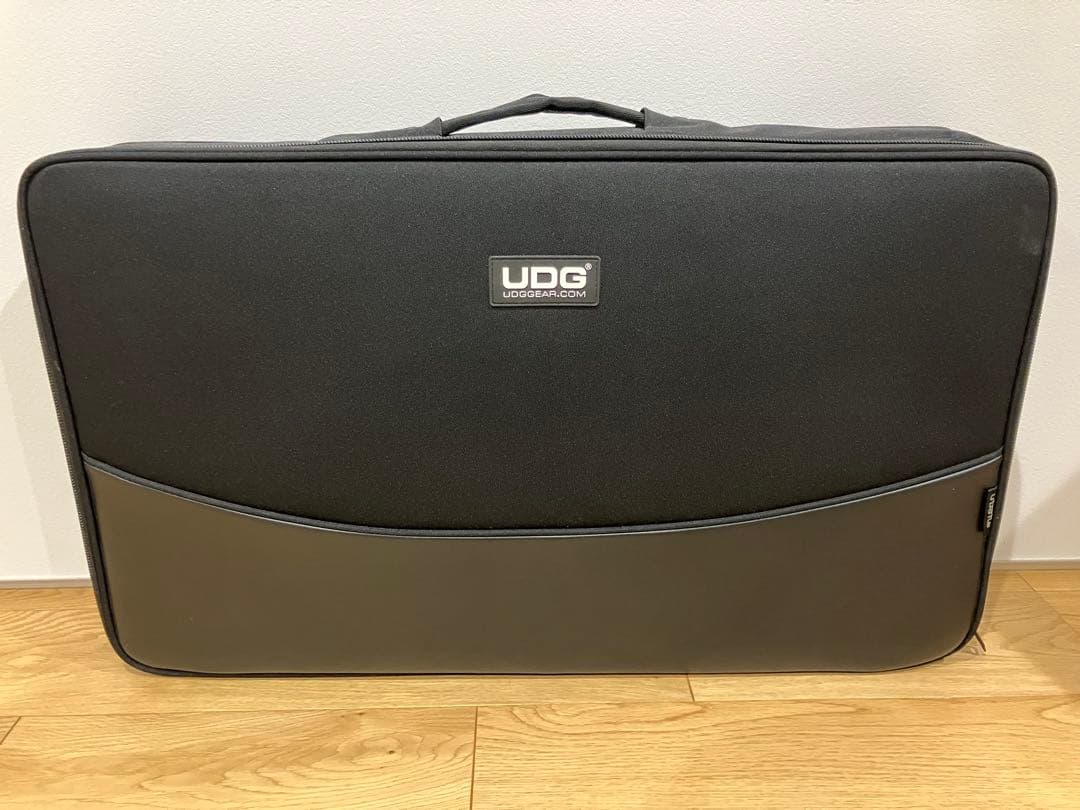 U7102BL Urbanite DJコントローラーケース