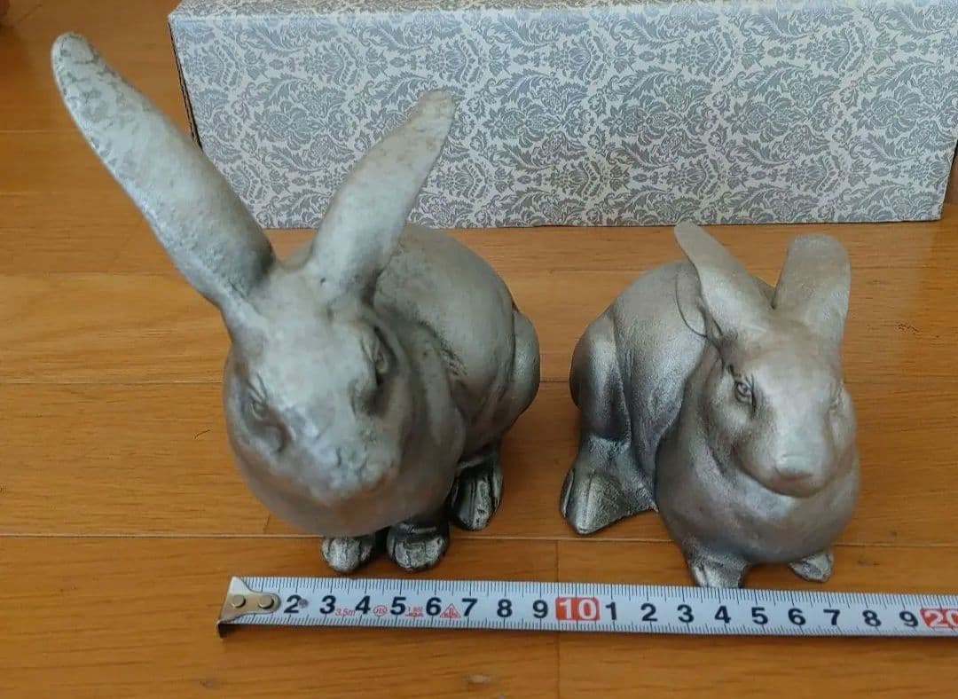 干支　ウサギの置物セット