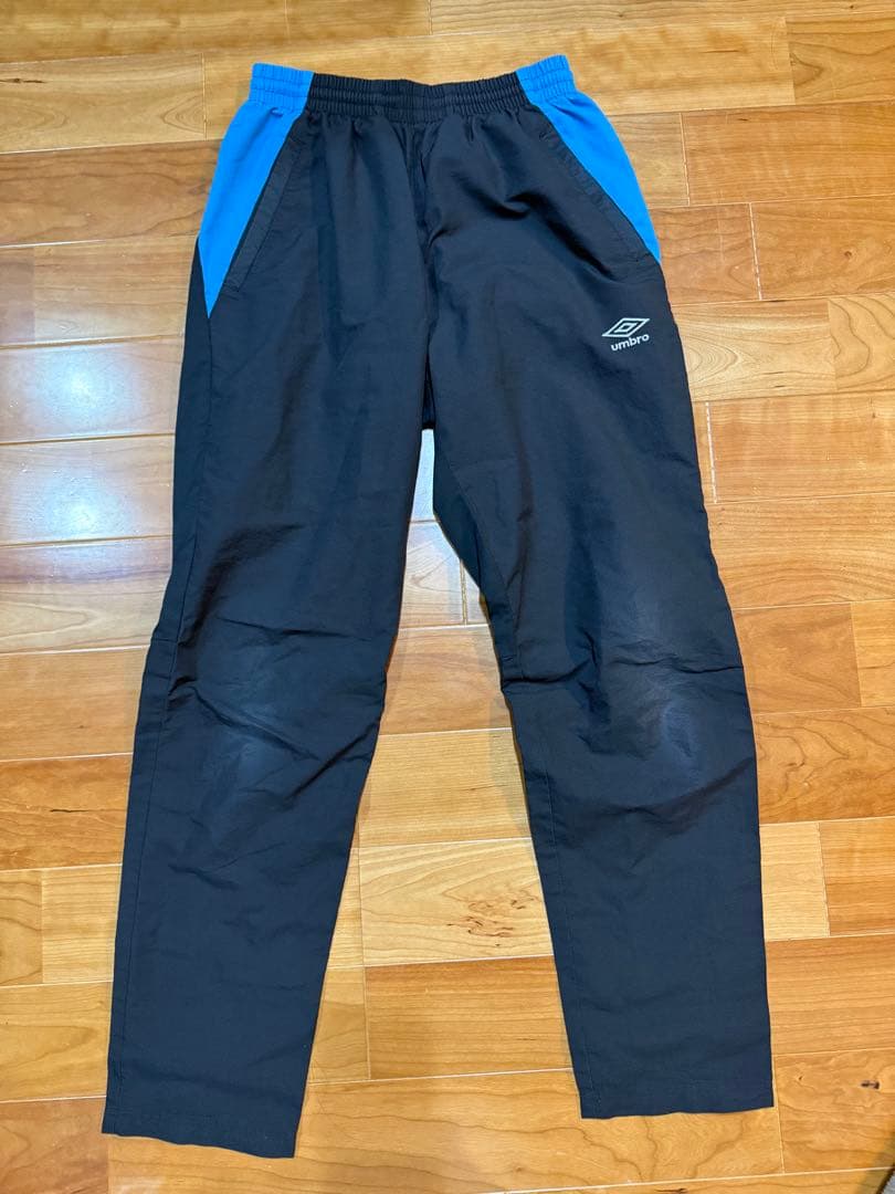 アンブロ　umbro 青 ナイロンウェア　上下セット　Lサイズ　練習着