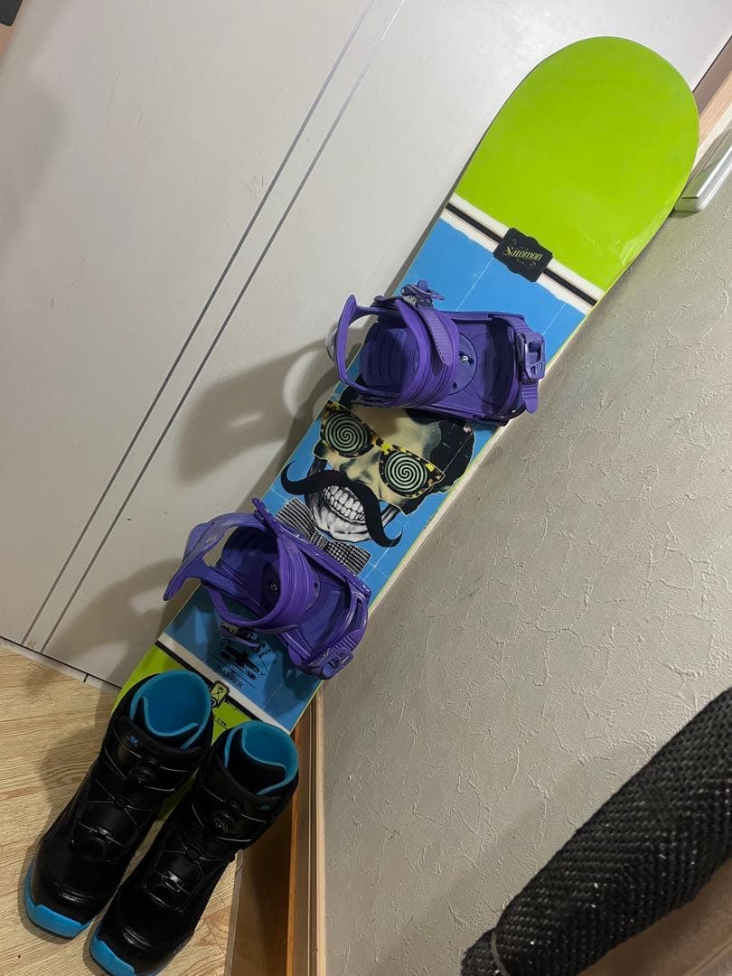 安全に滑れるキッズボード！SALOMON 130cm ブーツ、バイン 3点セット