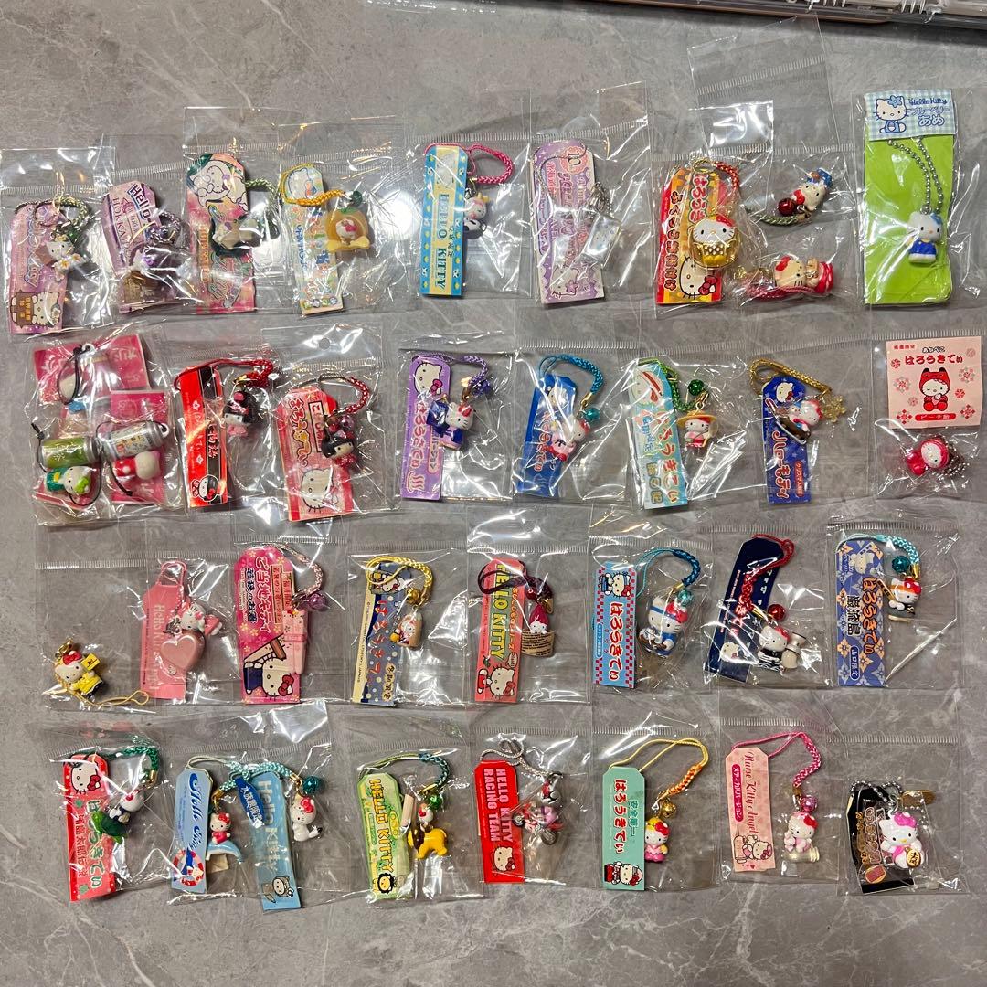 サンリオ 根付けキーホルダー ご当地キーホルダー