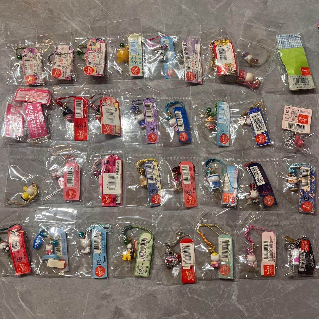 サンリオ 根付けキーホルダー ご当地キーホルダー