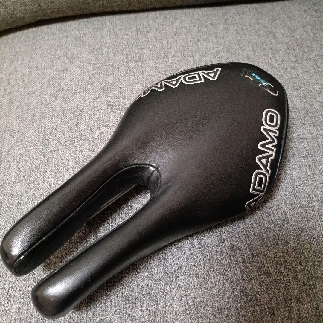 【美品】ISM ADAMO サドル