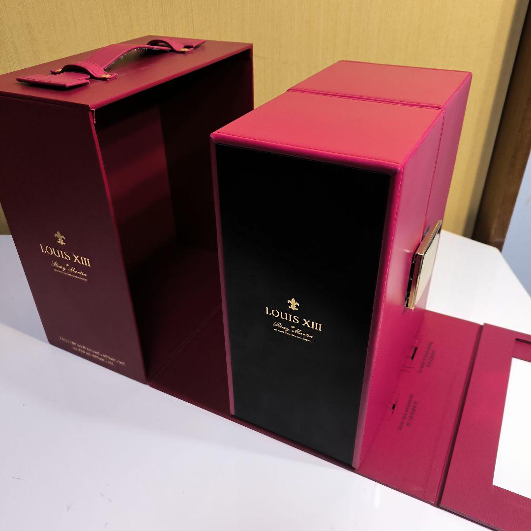 レミーマルタン最高峰　ルイ13世 観音開き、専用箱、外箱、冊子、替え栓付きセット