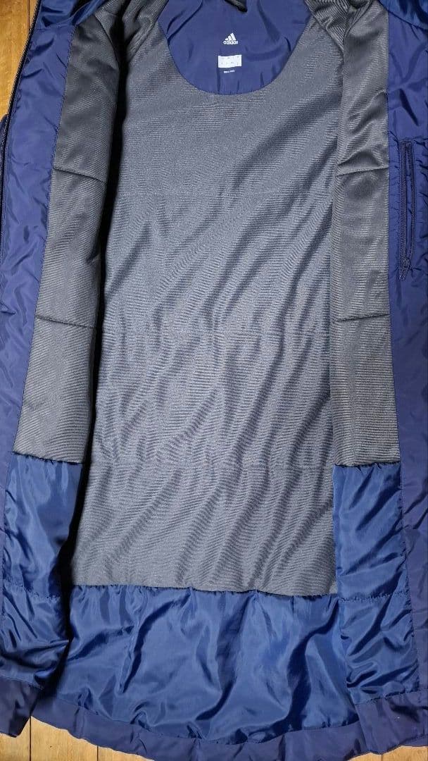 adidas　ベンチコート　Sサイズ　背中にライン入り