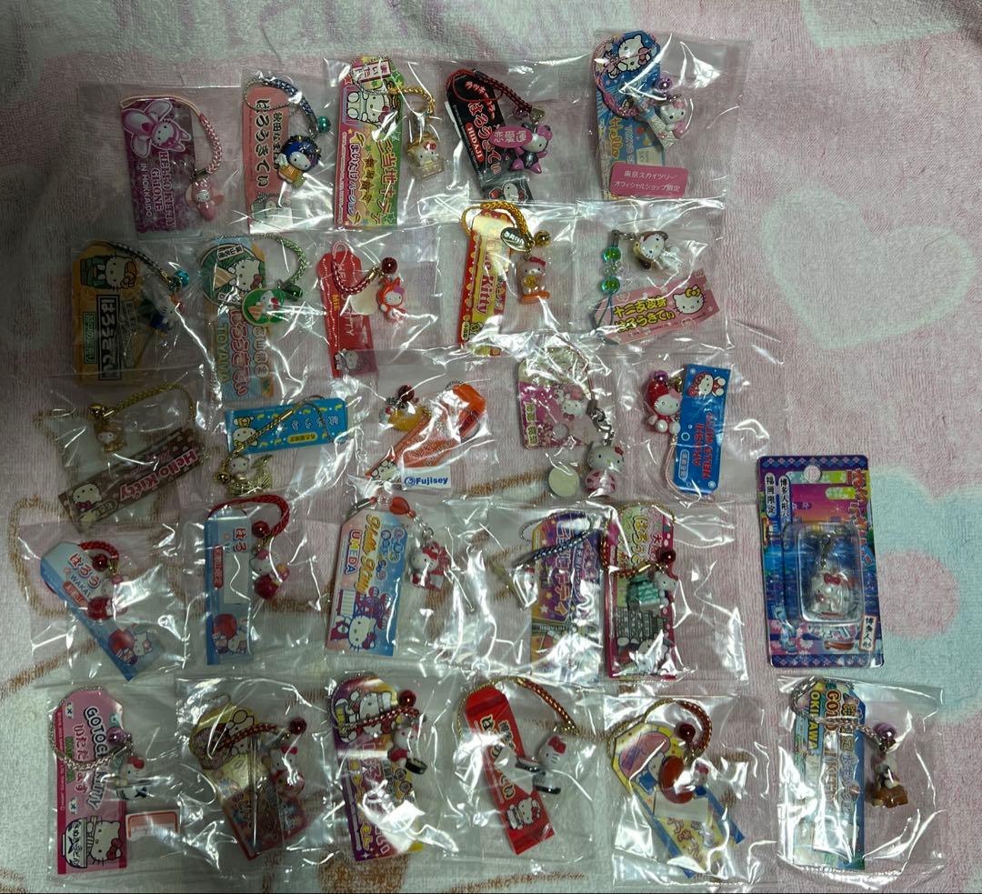 キティちゃんご当地ストラップ(根付け)＆チャーム 計28個/まとめ売り・レア美品