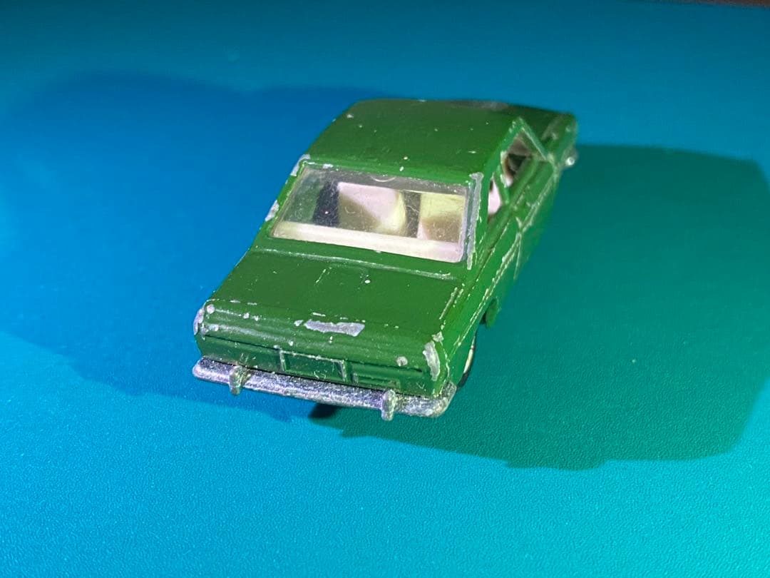 トミカ　NISSAN NEW BLUEBIRD SSS NO.1