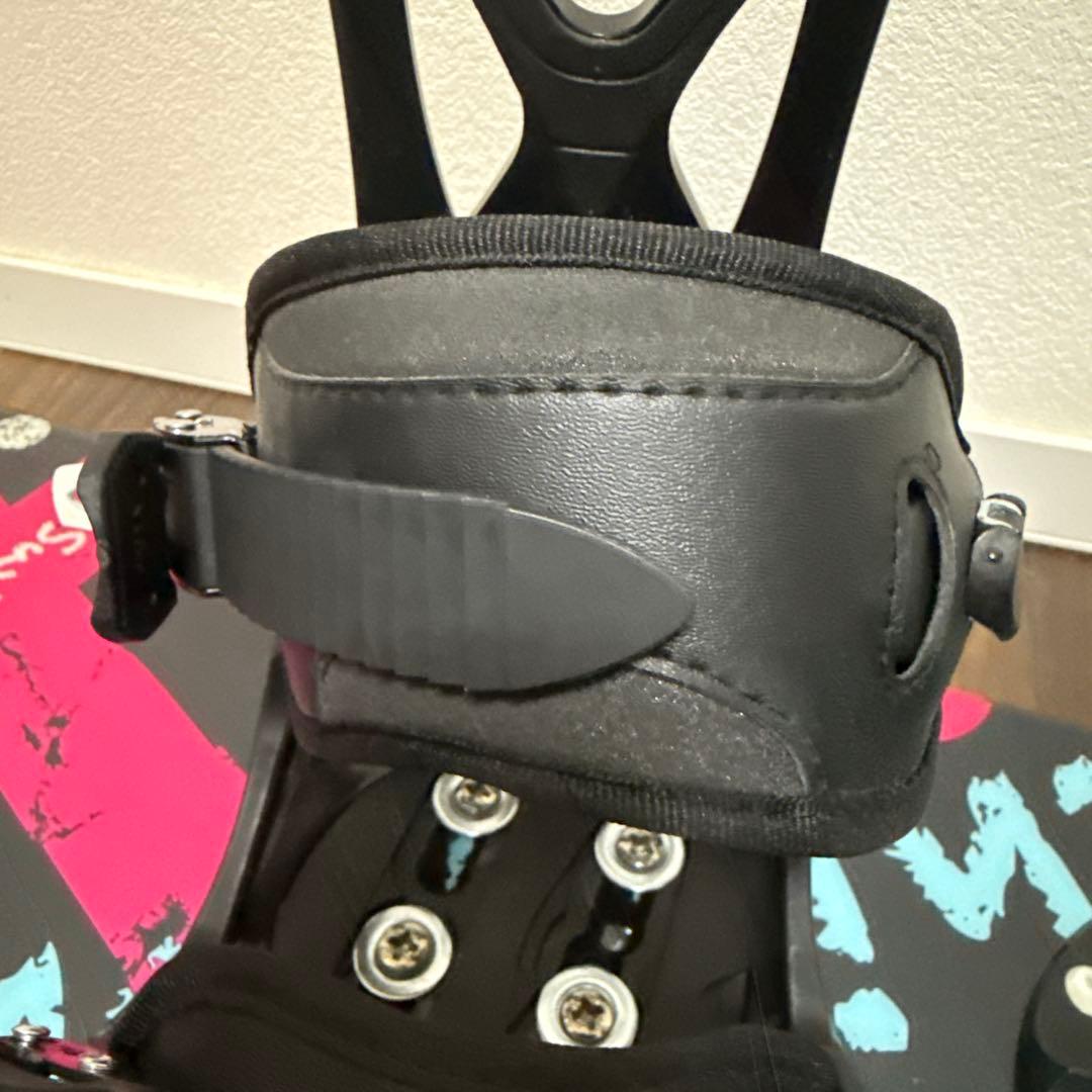 超美品 Swivel キッズ スノーボード ＆ ビンディングセット 120cm