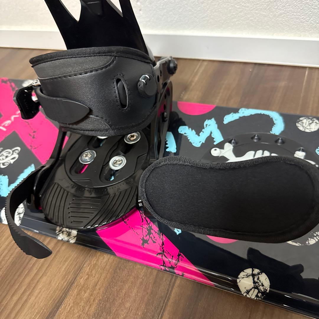 超美品 Swivel キッズ スノーボード ＆ ビンディングセット 120cm