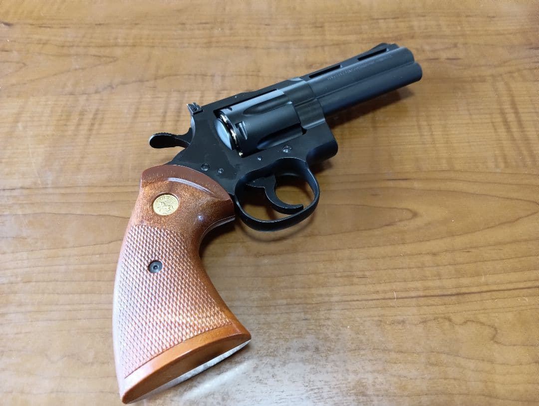 タナカ　コルトパイソン357マグナム　Rモデルガスガン　イーストAホルスター付