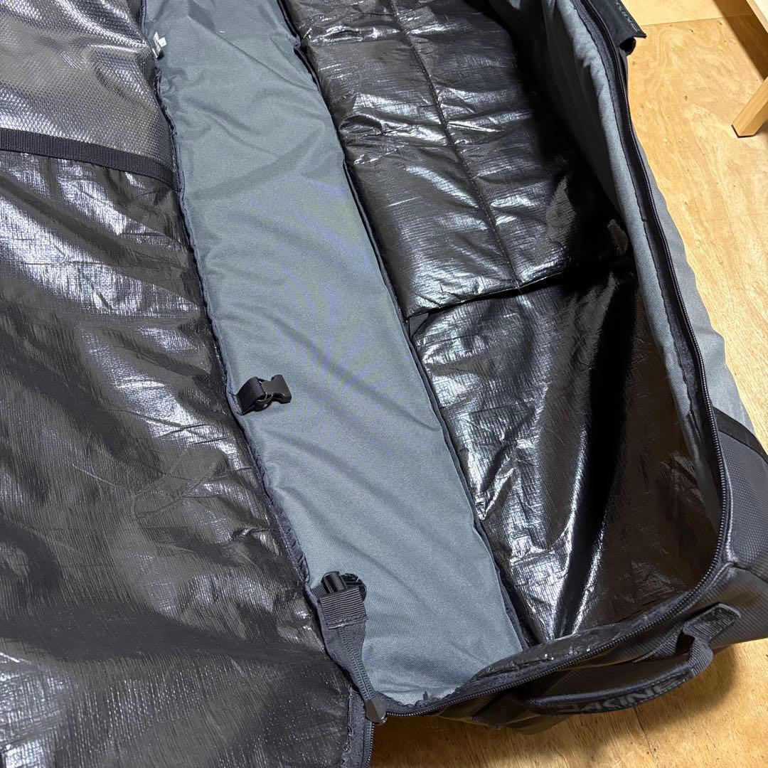 スノーボード ケース スノーボード キャスター付きケース DAKINE ケース