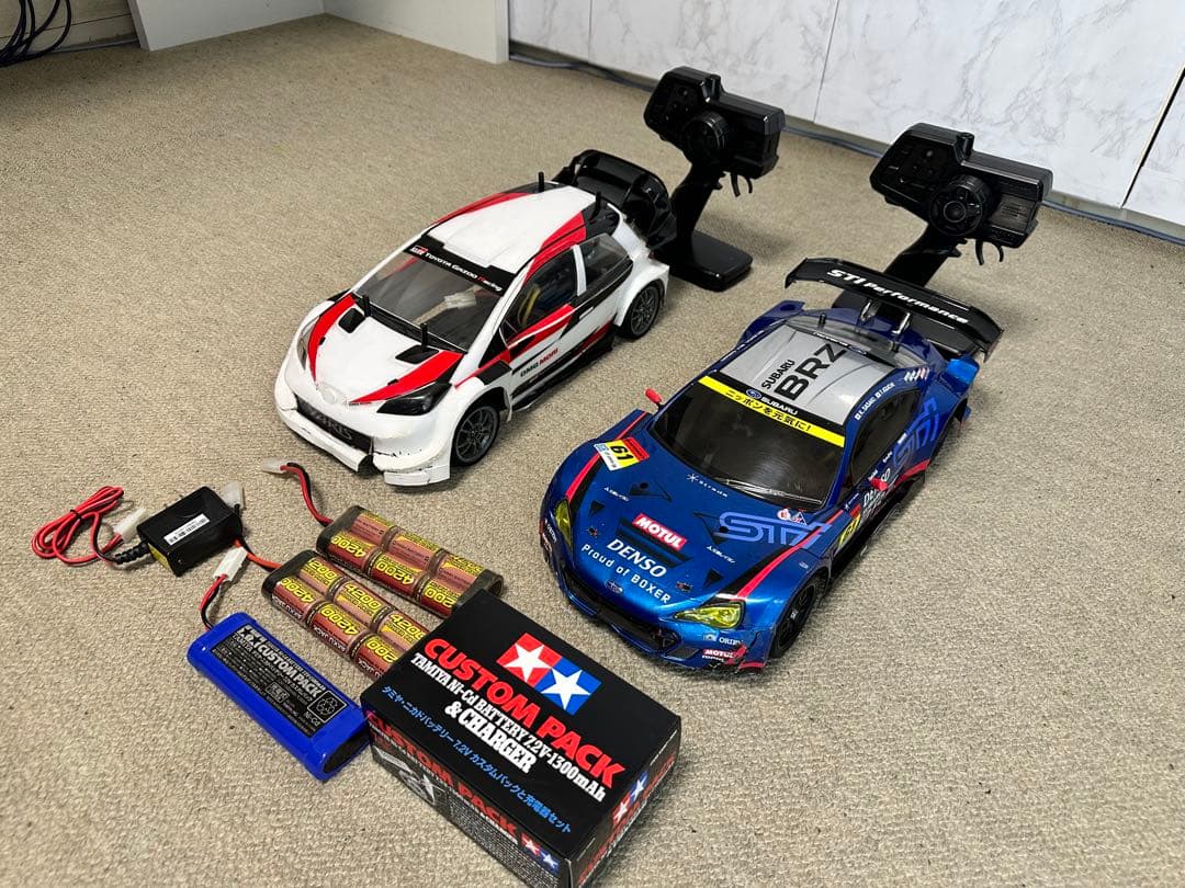 タミヤTT-01 type-Eラジコン2台フルセットBRZ、ヤリス