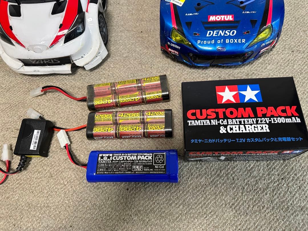 タミヤTT-01 type-Eラジコン2台フルセットBRZ、ヤリス