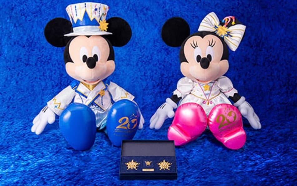 ファンダフルディズニー300個限定　ミキミニ20周年ぬいぐるみ　アクセサリー付