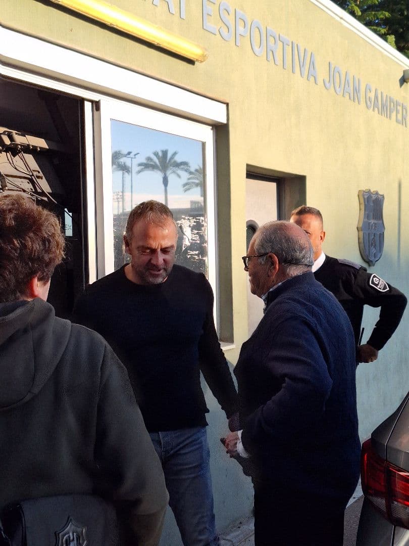 【販売1/24まで】FCバルセロナ X Coldplay 数量限定ユニフォーム