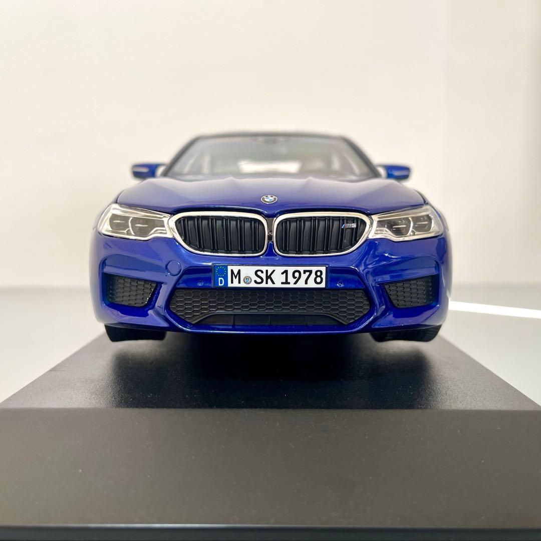  M5 1/18 スケールNOREVモデル ミニカー